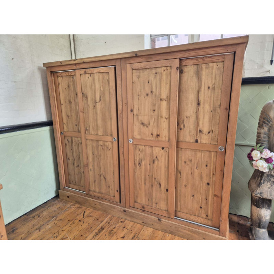 Quad Wardrobe with Sliding Doors